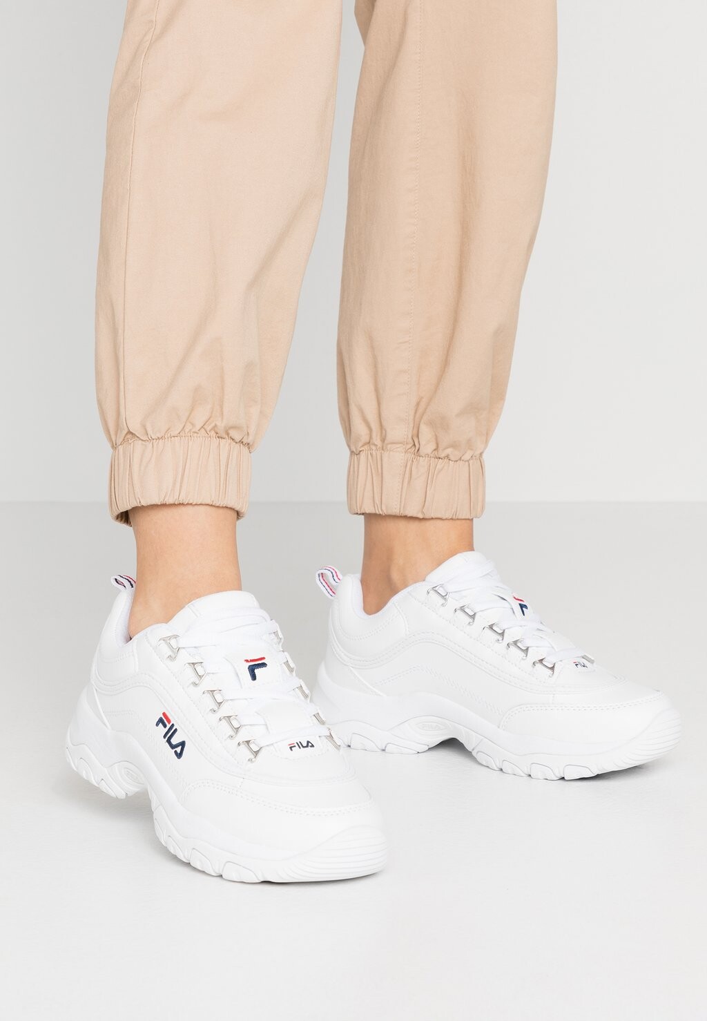 

Кроссовки Fila, белый