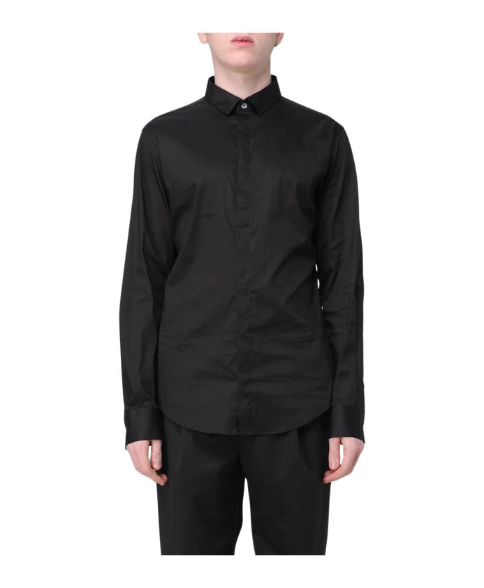 

Классическая рубашка с длинными рукавами и воротником. Emporio Armani, черный