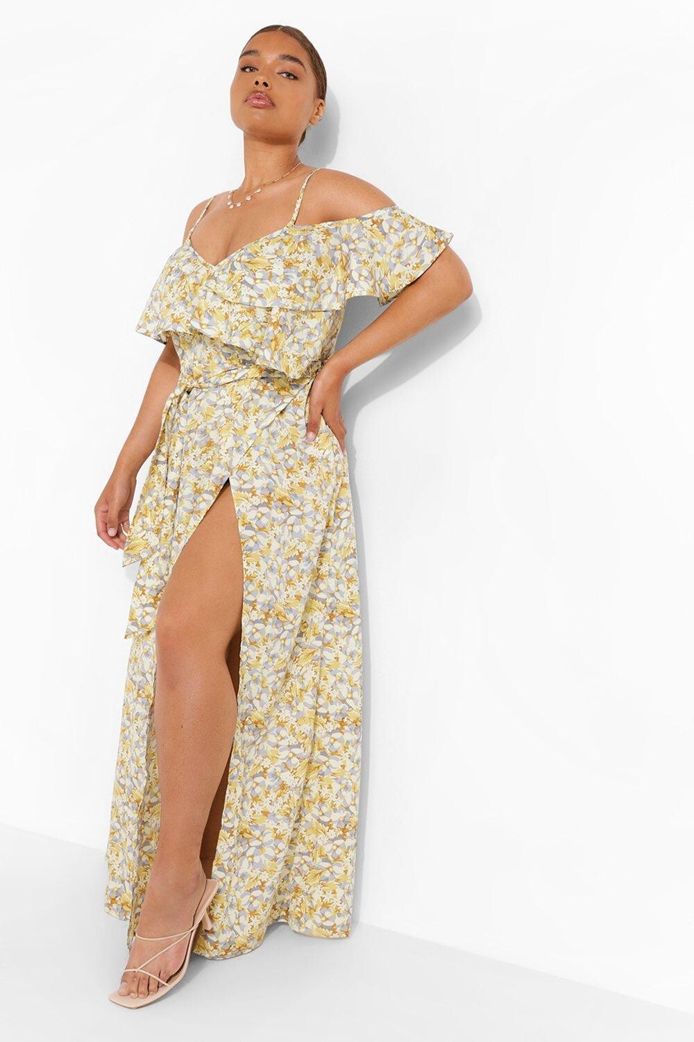 

Платье макси с цветочным платьем plus Boohoo, желтый