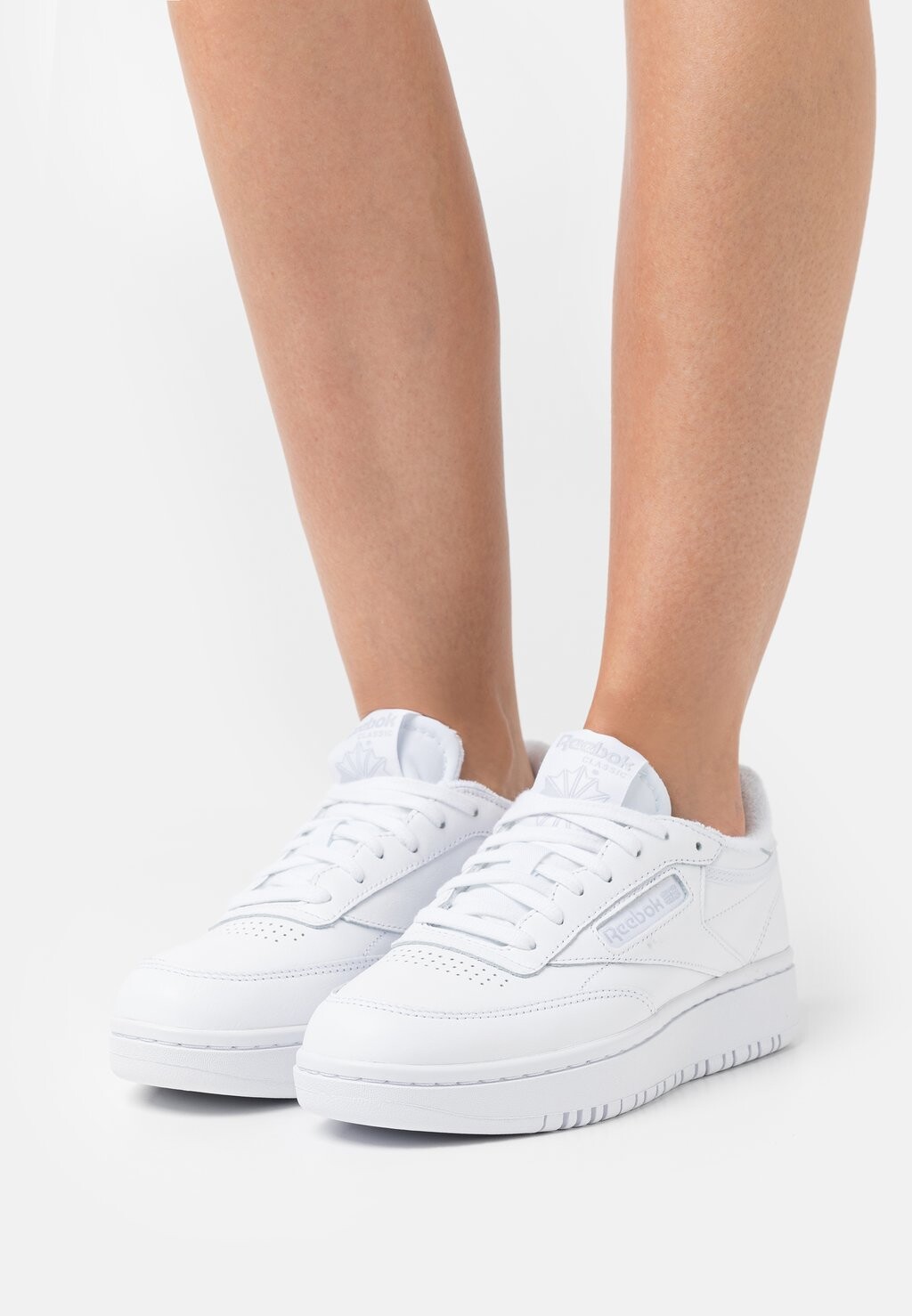 

Кроссовки Reebok Club C Double, обувь белый / холодно-серый