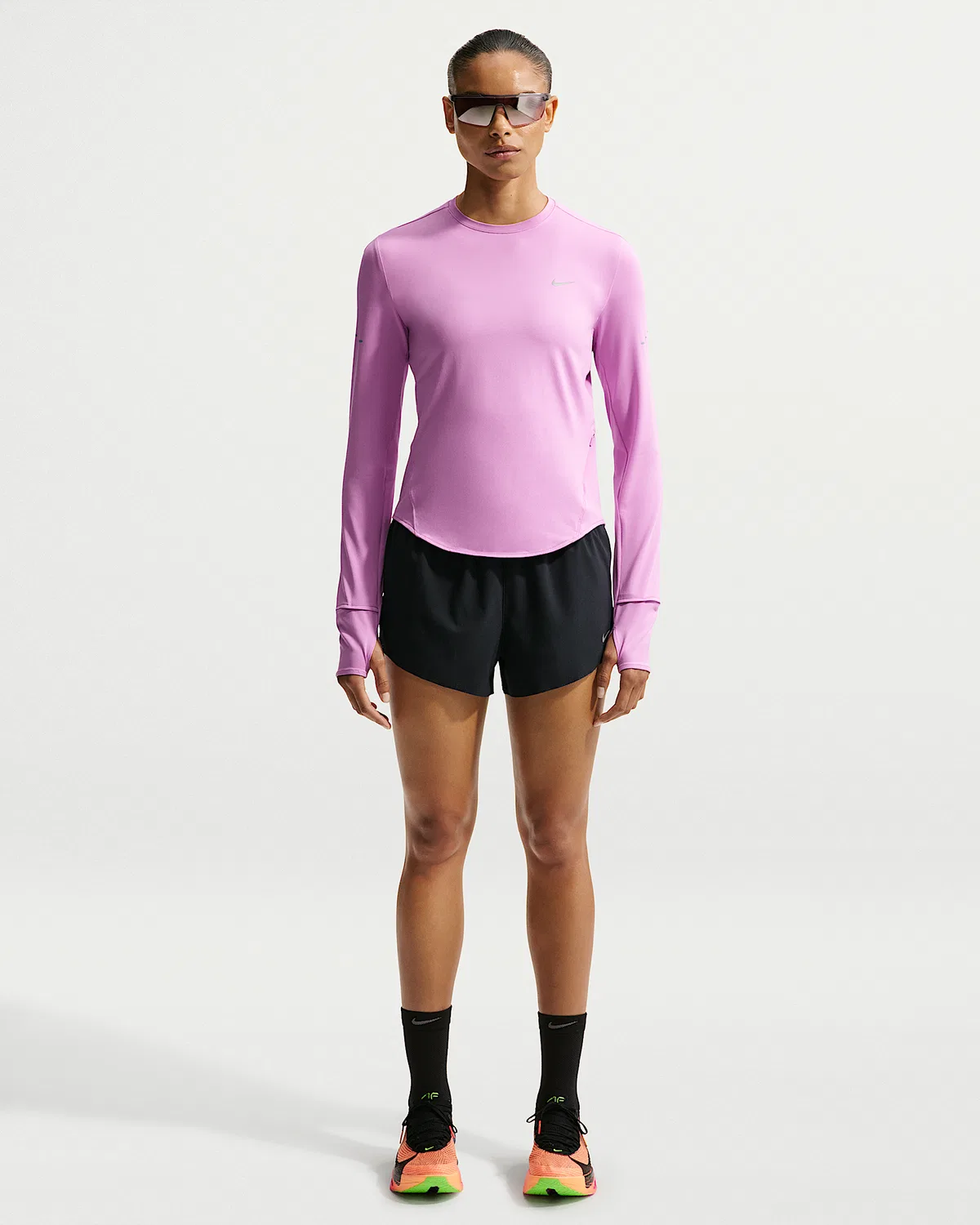 Женская длинная футболка с длинным рукавом Dri-FIT UV Nike Swift, Light Magenta — фото 4