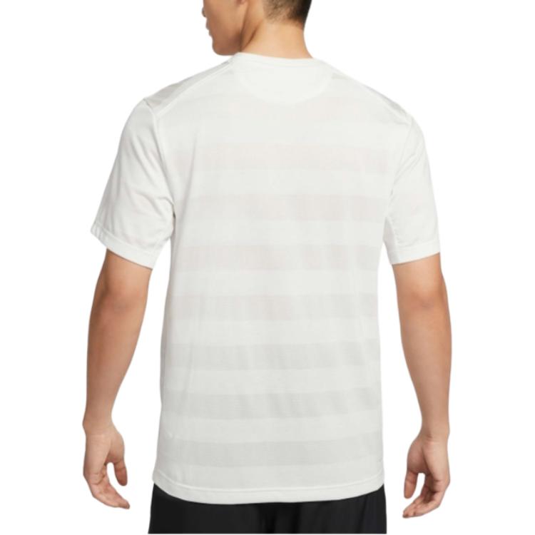 Мужская майка Dri FIT для фитнеса с короткими рукавами Nike, светло-серый — фото 3