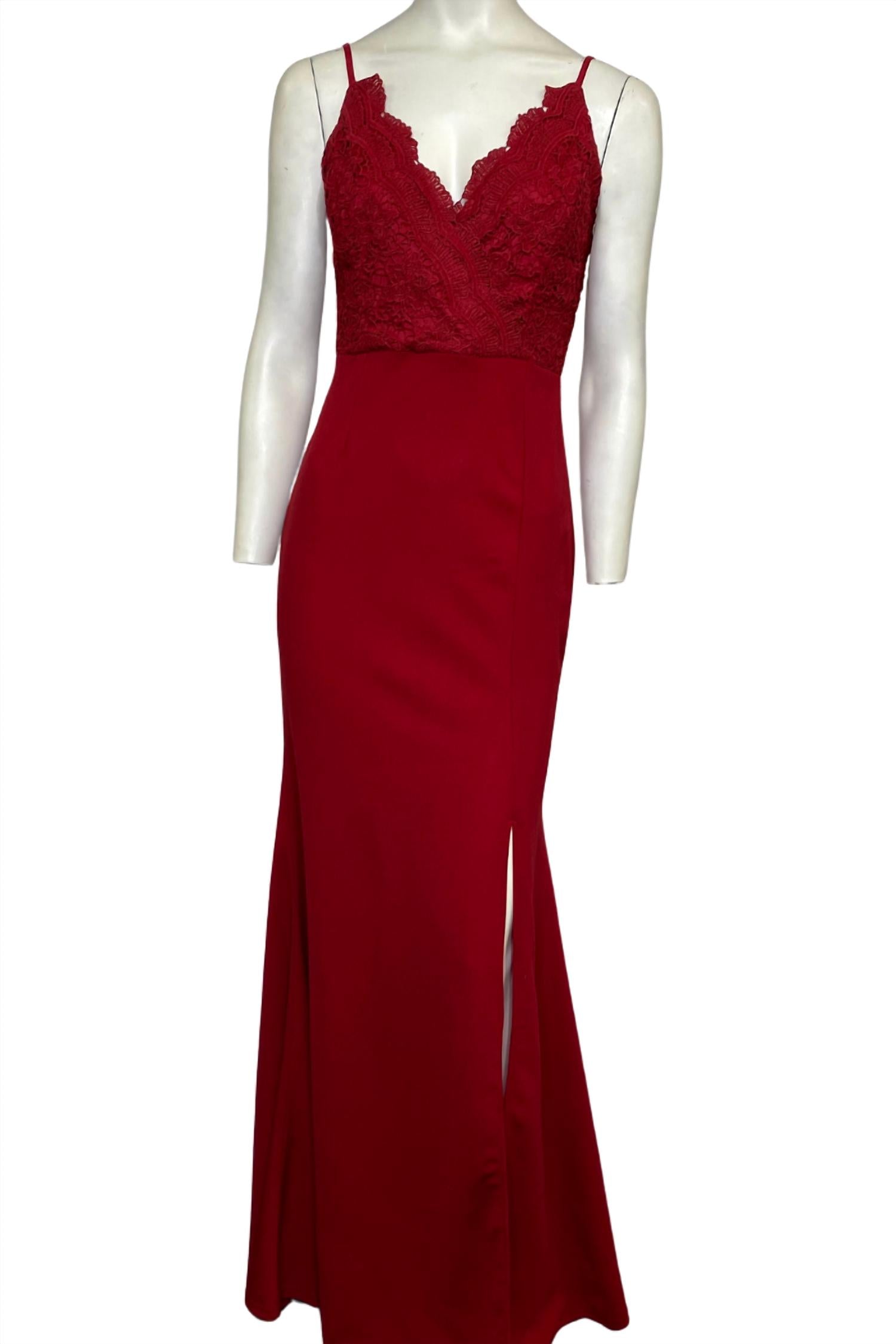 

Красное макси-платье в винном цвете Trac