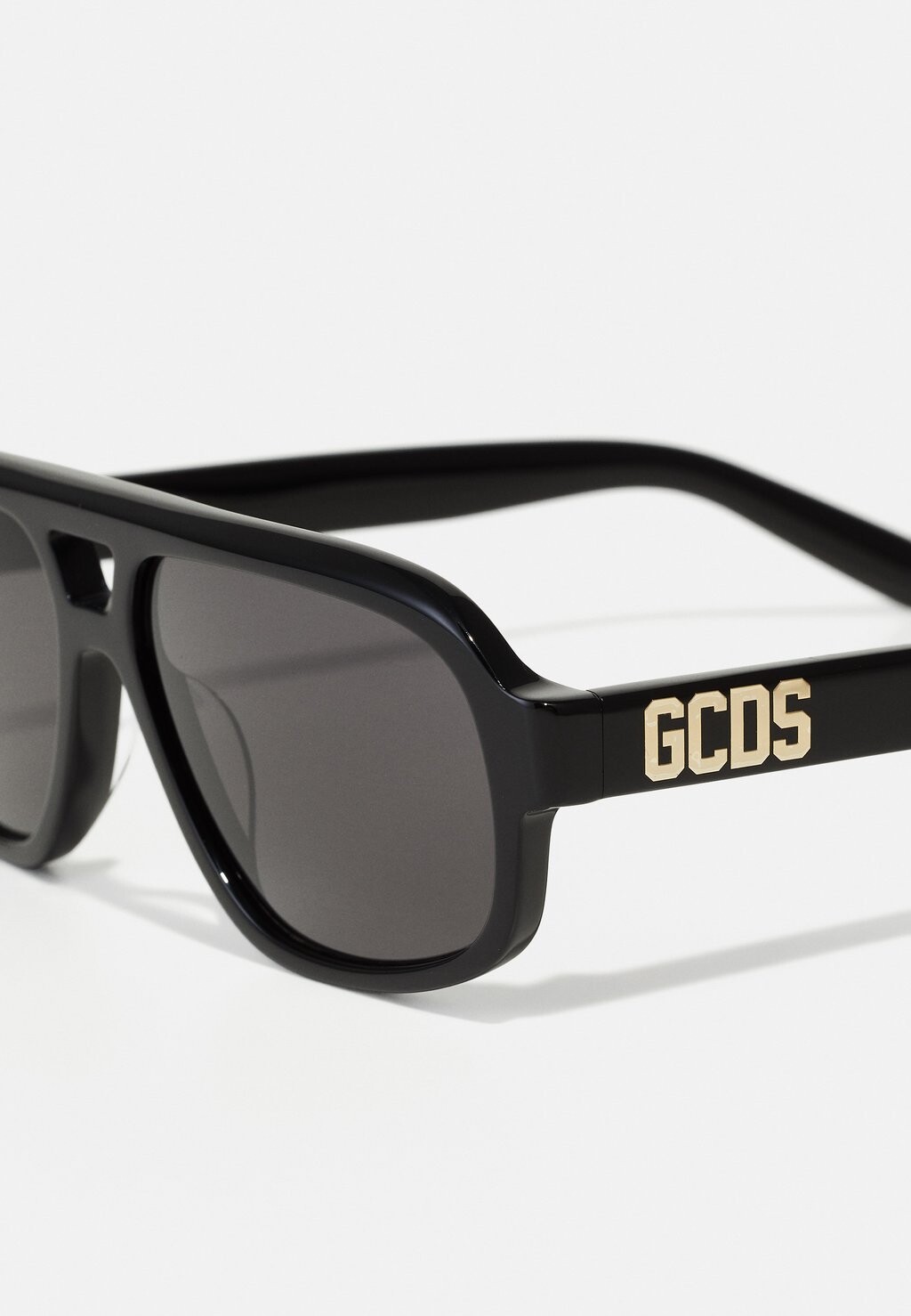 

Солнцезащитные очки UNISEX GCDS, черный