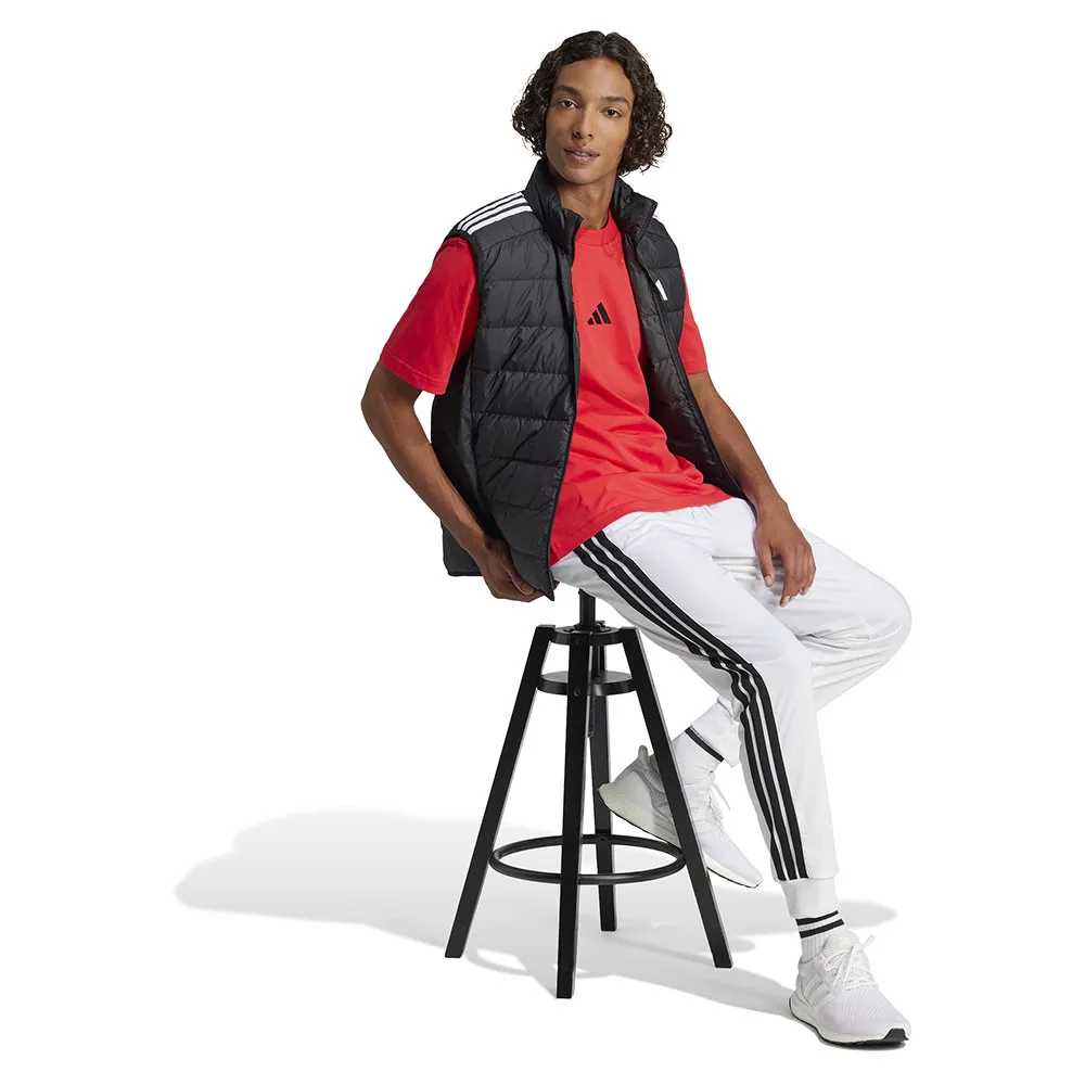 Футболка с коротким рукавом adidas Essentials Small Logo Single Jersey, красный — фото 4