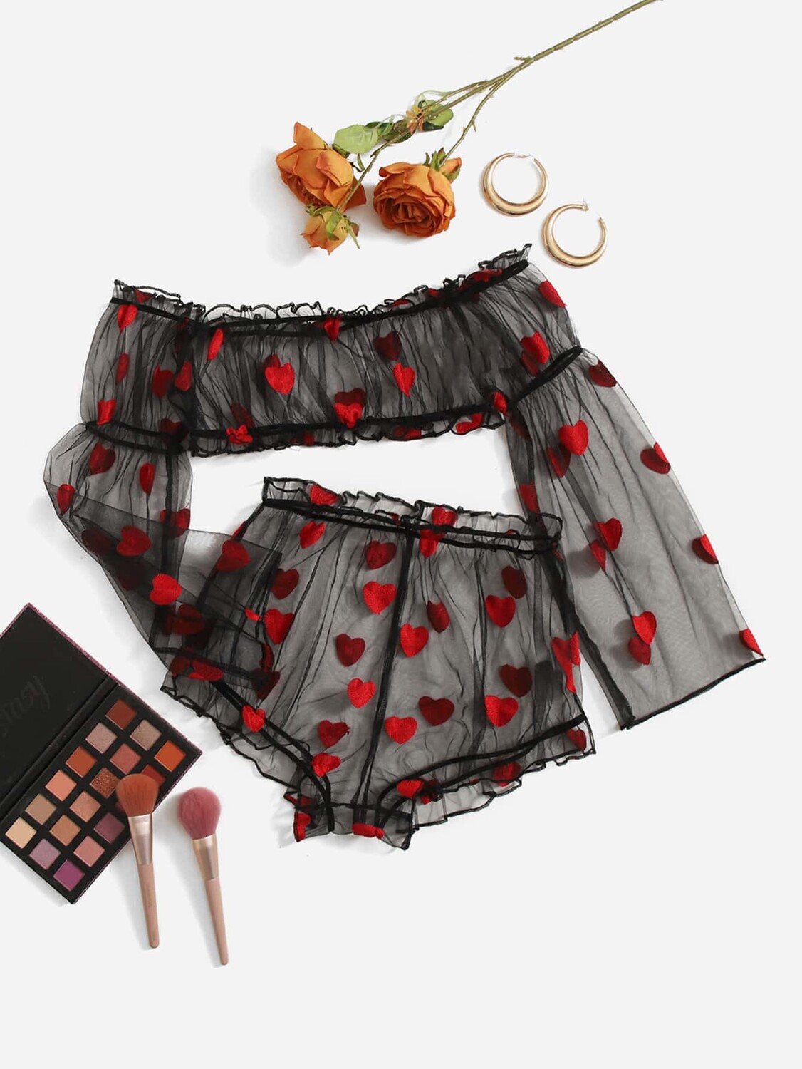 

Комплект нижнего белья Classic Sexy, вышивка в форме сердца, сетка, черный