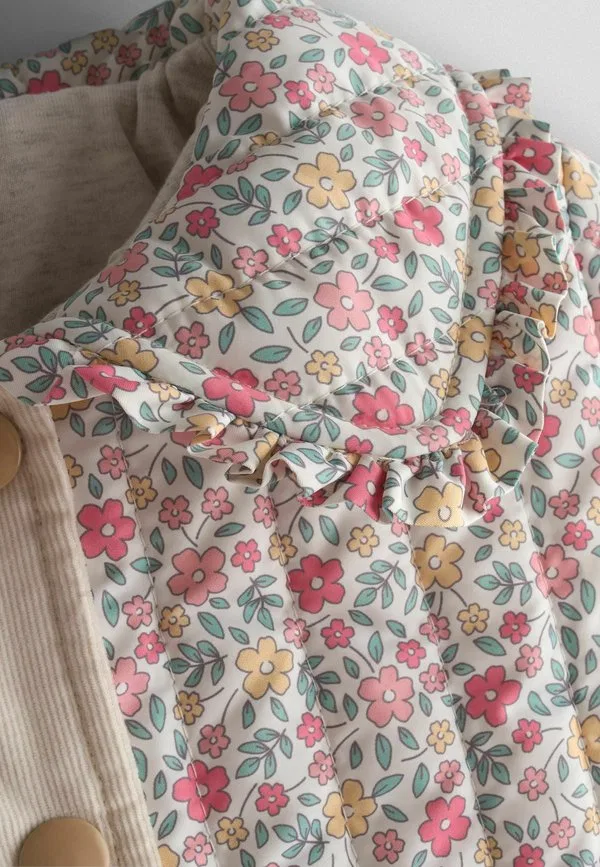 Стеганая куртка стандартного кроя. зимняя куртка Jojo Maman Bébé, Cream Ditsy Floral — фото 4