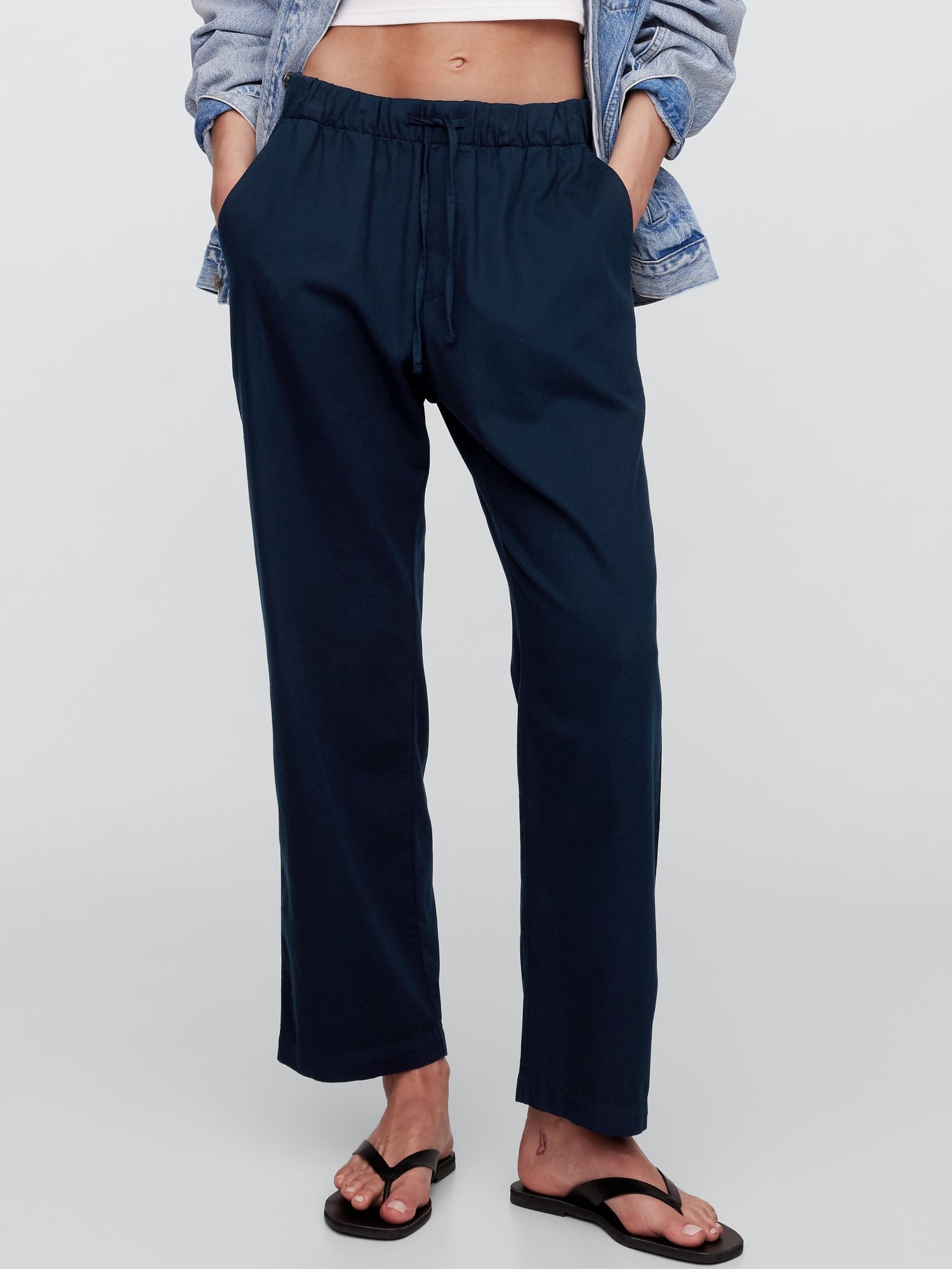 (W) Брюки средней посадки из мягкой саржи GAP, TRUE_INDIGO_340