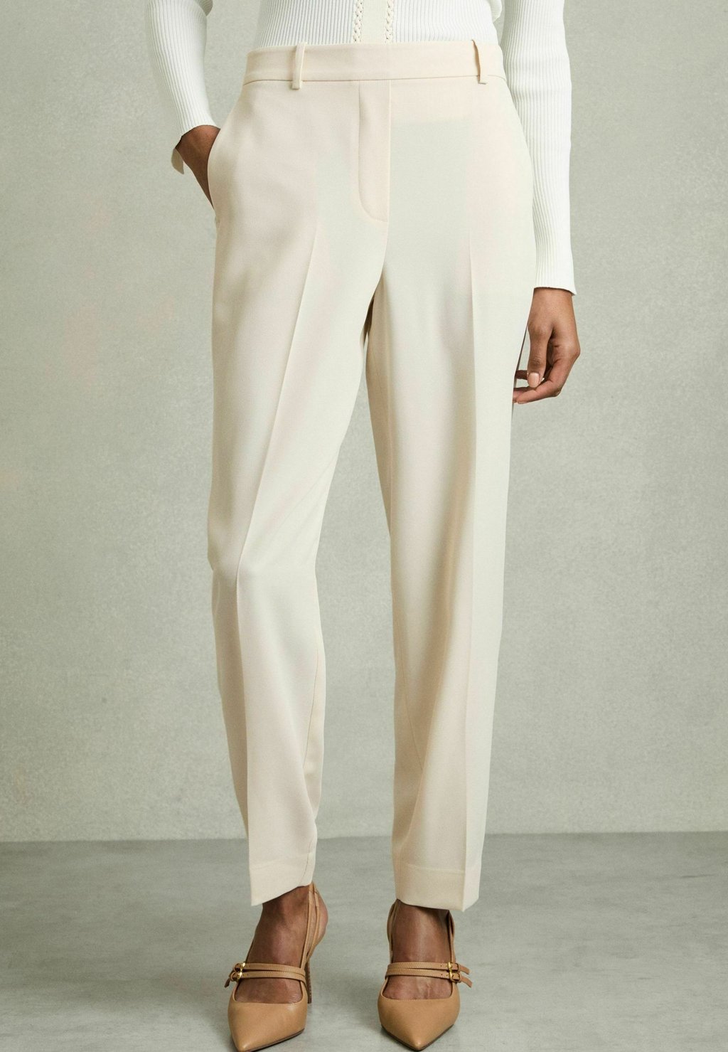 

Брюки REGULAR FIT EVE ELASTICATED-WAIST Reiss, бежевый