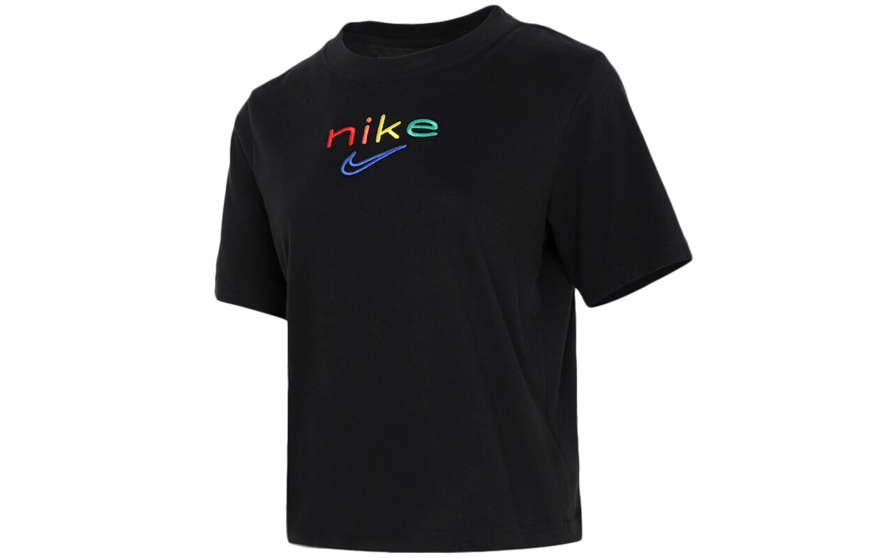 

Женская футболка Nike, цвет Black