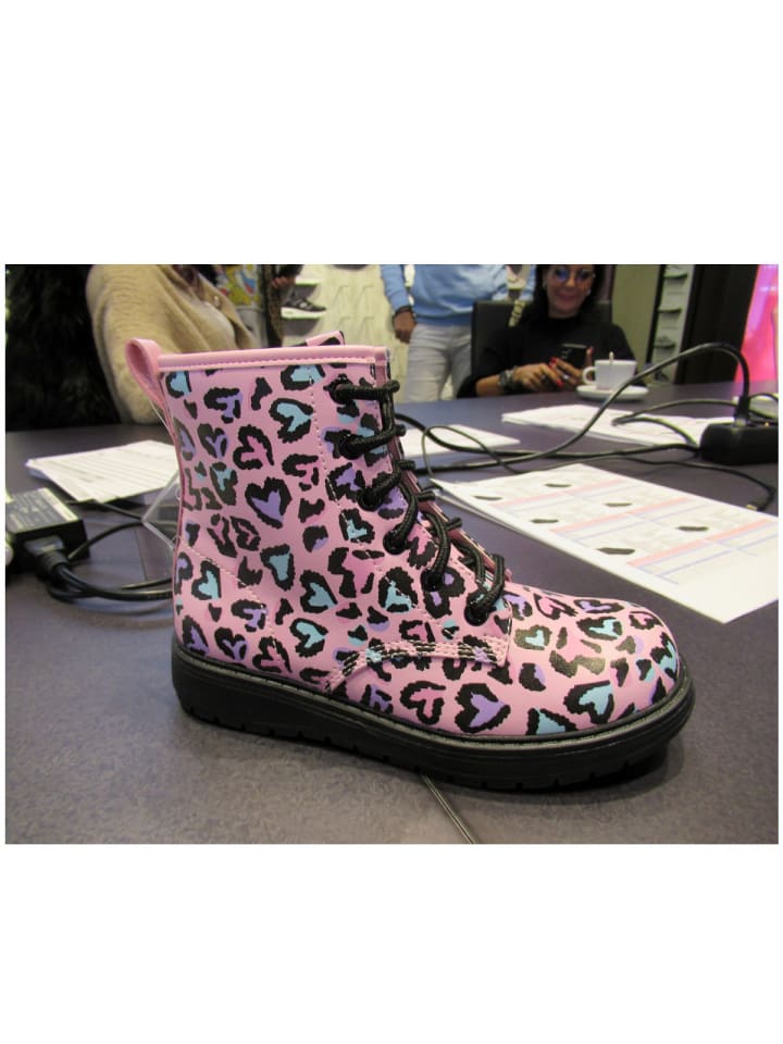 

Ботинки Skechers Footwear, розовый