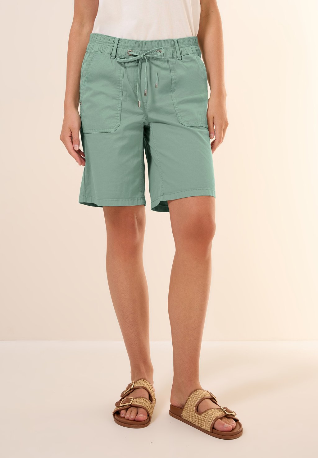 

Шорты TWILL IM WASHED-LOOK Cecil, зеленый
