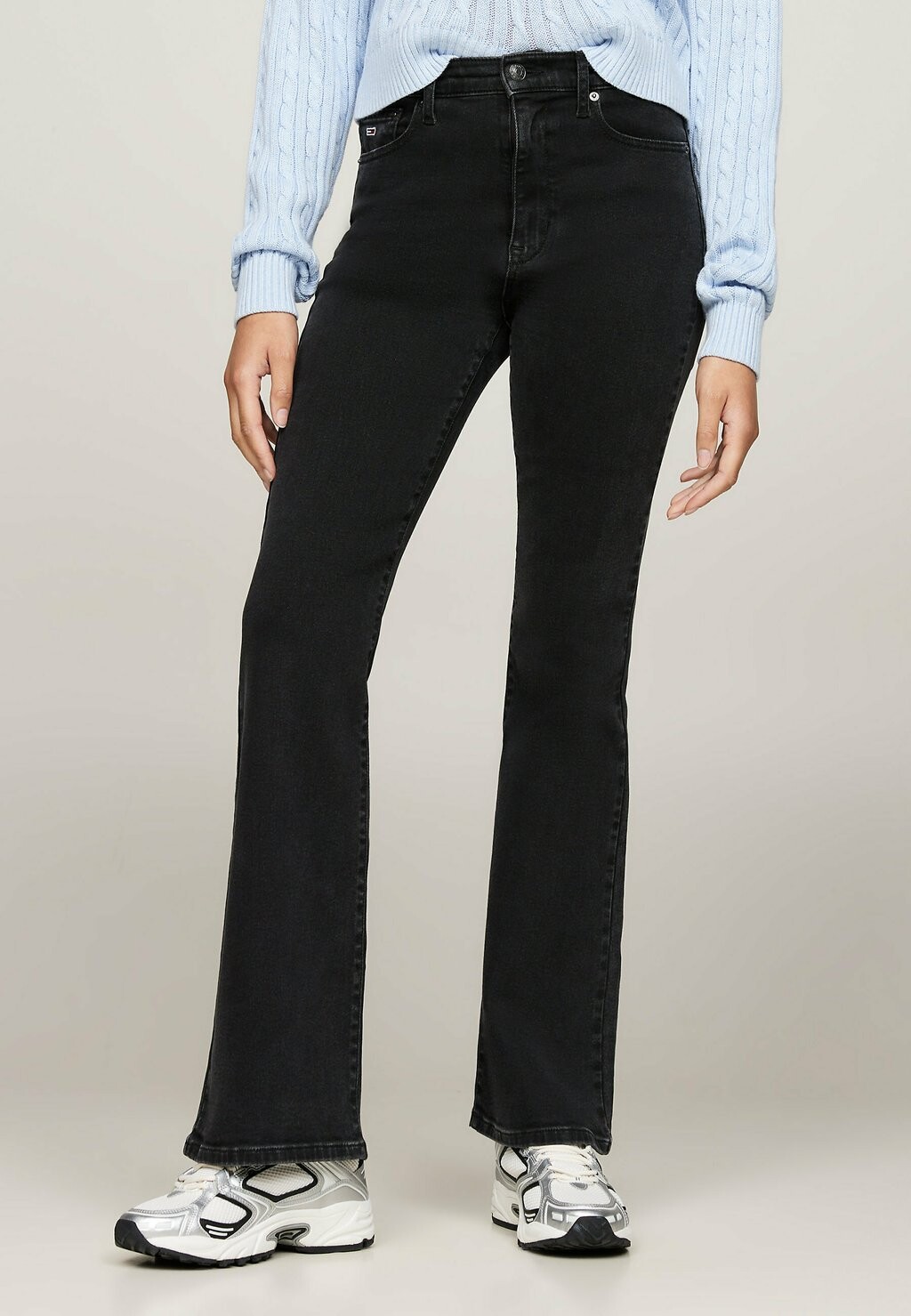 

Расклешенные джинсы SYLVIA Tommy Jeans, черный деним