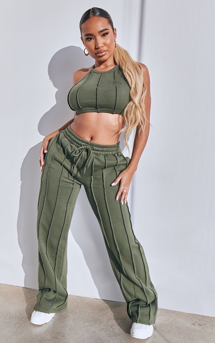 

PrettyLittleThing Форма хаки Широкие джоггеры со швами