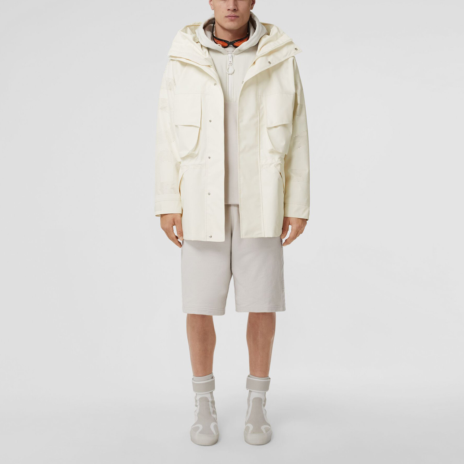 

Пальто мужское пергаментного цвета Burberry, цвет Parchment color