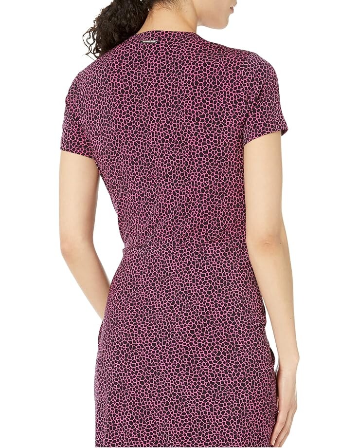 

Платье Michael Kors Giraffe Twist Short Sleeve Mini Dress, цвет Cerise