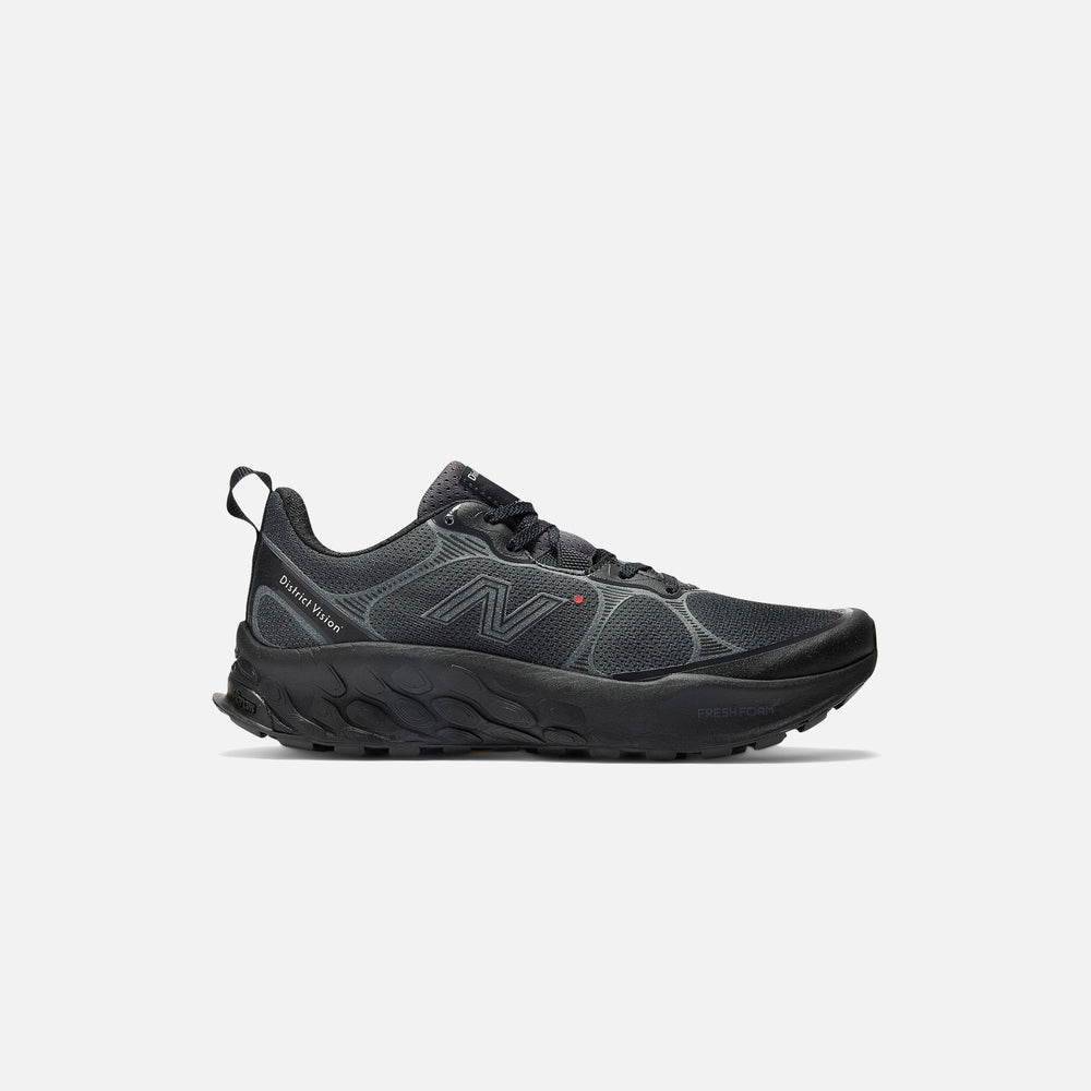 

Кроссовки New Balance x District Vision Fresh Foam Hierro, цвет Grey/Black