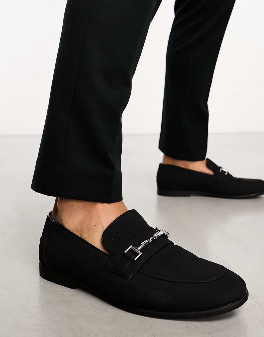 Черные лоферы из искусственной замши ASOS DESIGN с трензелем — фото 4