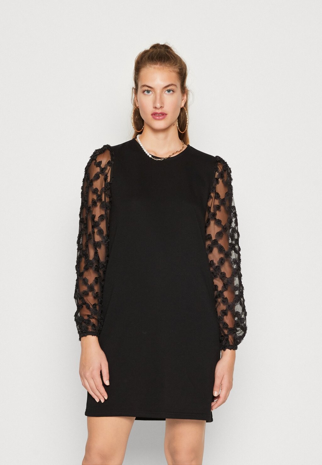 

Коктейльное/праздничное платье VMKAJA DRESS Vero Moda, цвет black