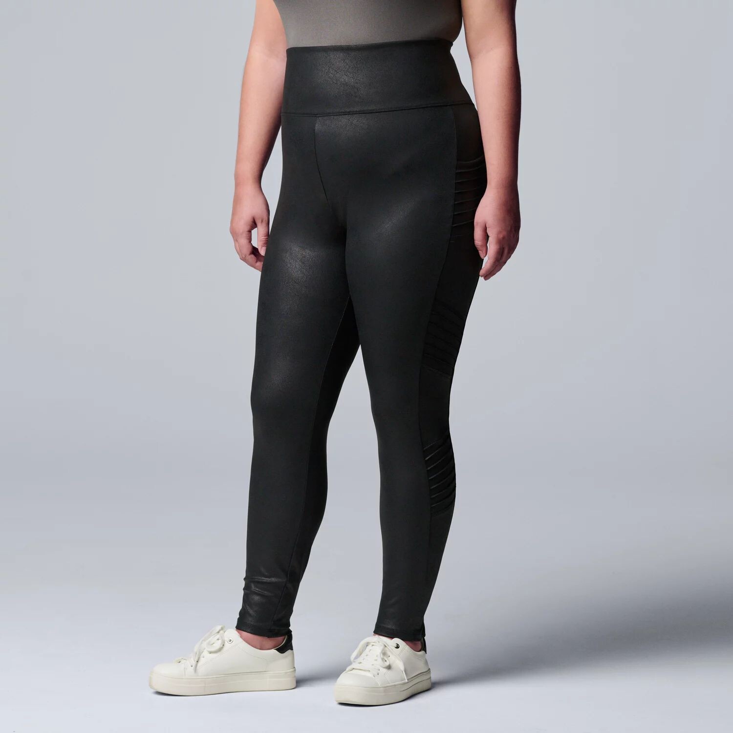 

Большие размеры Simply Vera Vera Wang Мотоциклетные леггинсы из искусственной кожи Simply Vera Vera Wang, черный