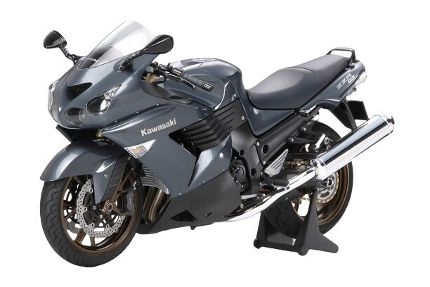 

Кавасаки ZZR1400 1:12 Тамия 14111 Tamiya