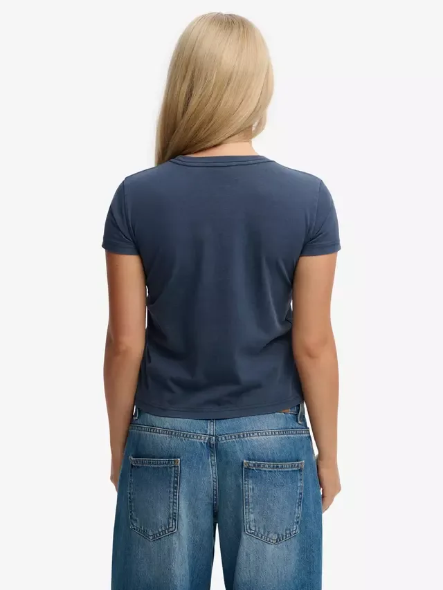 Спортивная приталенная футболка с графическим принтом Athletic Essentials Superdry, Lauren Navy — фото 2
