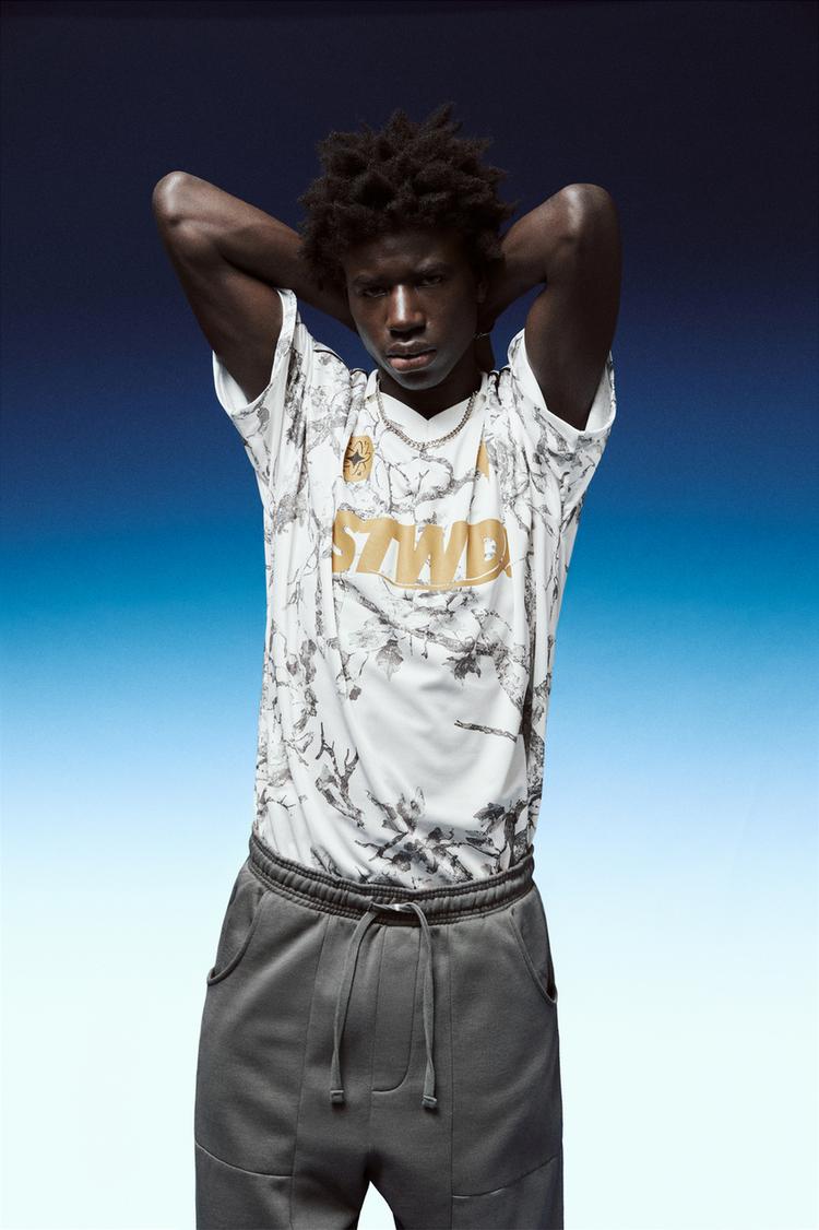 

Футболка с воротником-поло Stwd Pull And Bear, белый