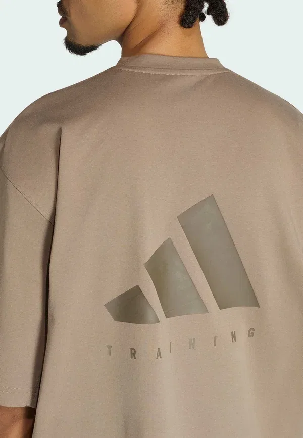 Футболка базовая Adidas Performance, цвет хаки — фото 3