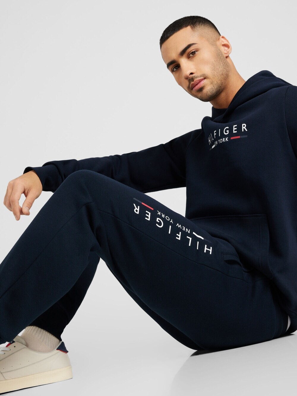 Тренировочный костюм Tommy Hilfiger, морской синий — фото 3
