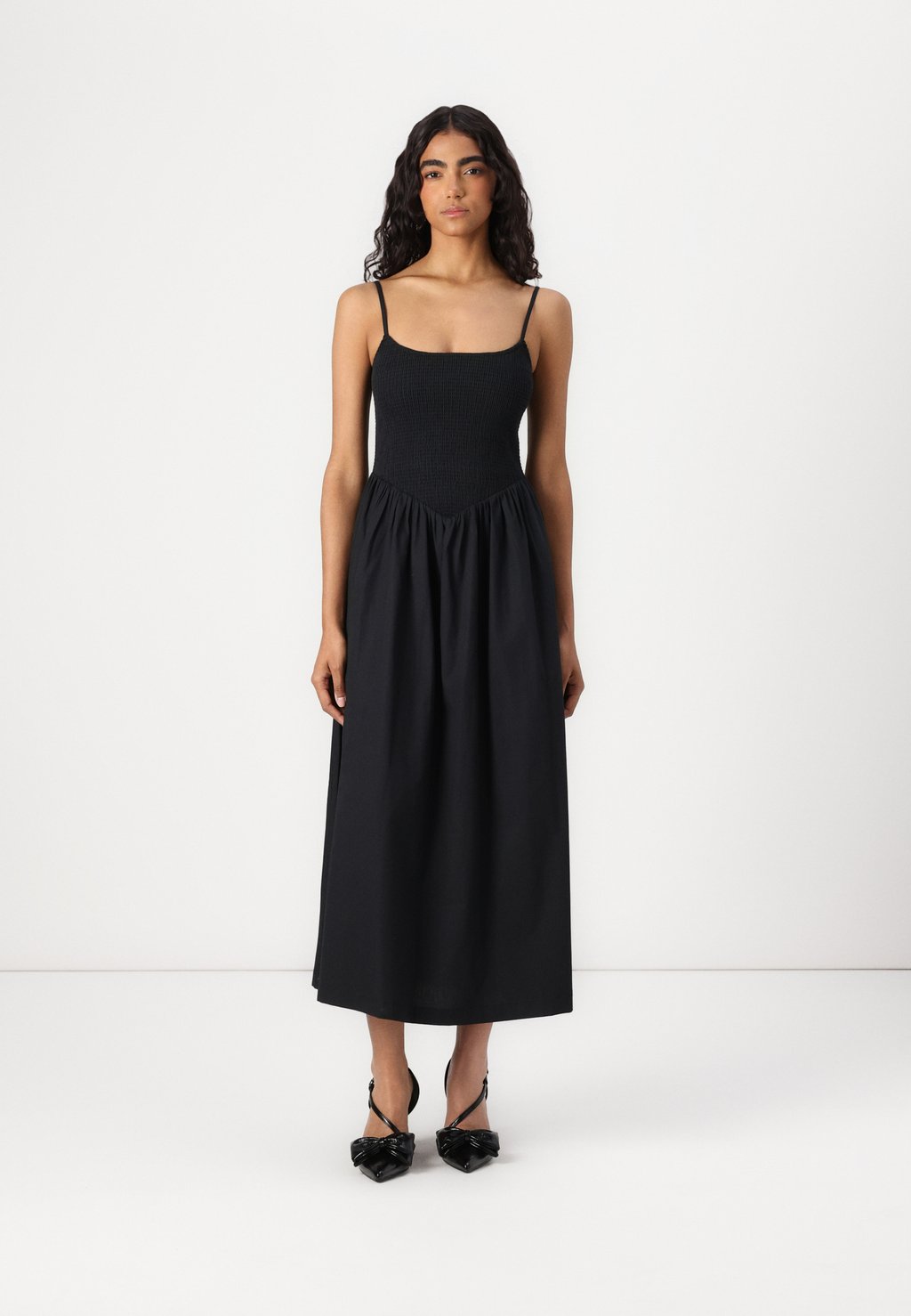 

Повседневное платье DIP WAIST DRESS - Maxi dress Abercrombie & Fitch, черный