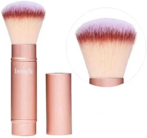 Кисть для пудры Benefit Cosmetics Multi-Tasking Cheek Brush для румян, бронзаторов и хайлайтеров, 28 г