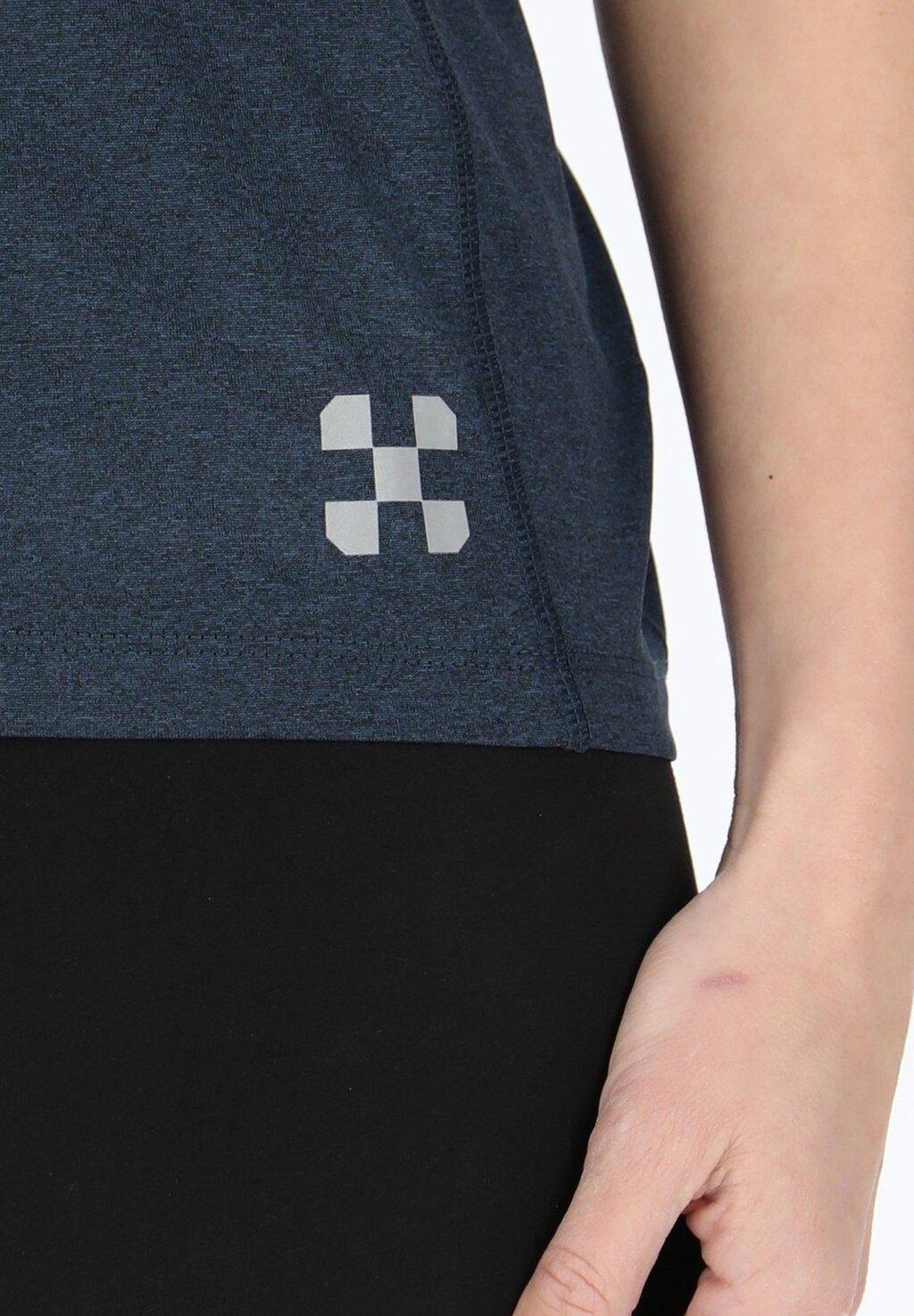 

Базовая футболка X-Trail, цвет Mottled Dark Blue