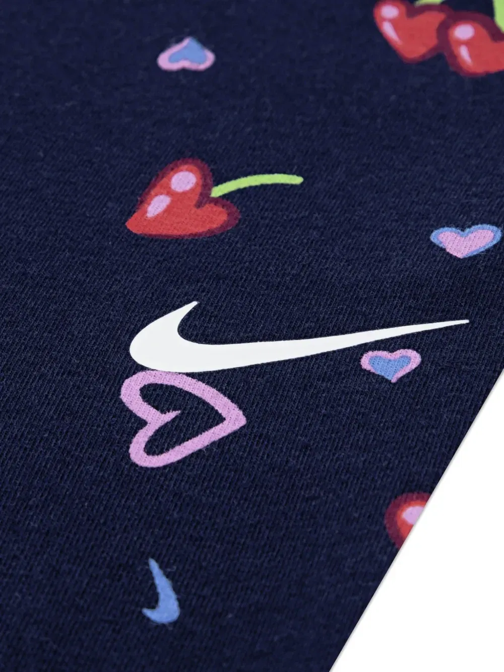 Комплект из брюк с вишневыми сердечками (набор из двух предметов) Nike Kids, коричневый — фото 4