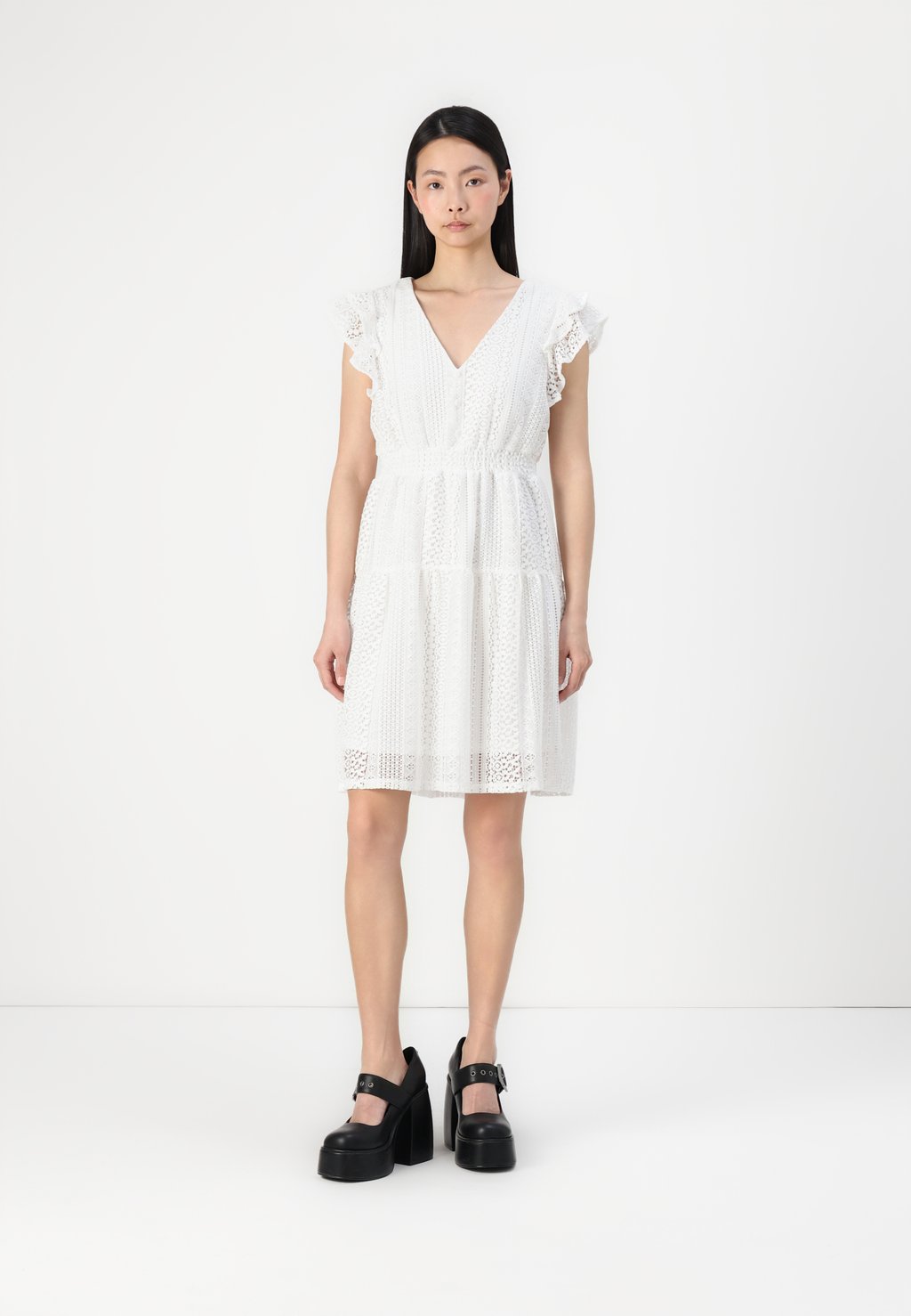 

Повседневное платье VMHONEY V NECK SHORT DRESS Vero Moda, белый