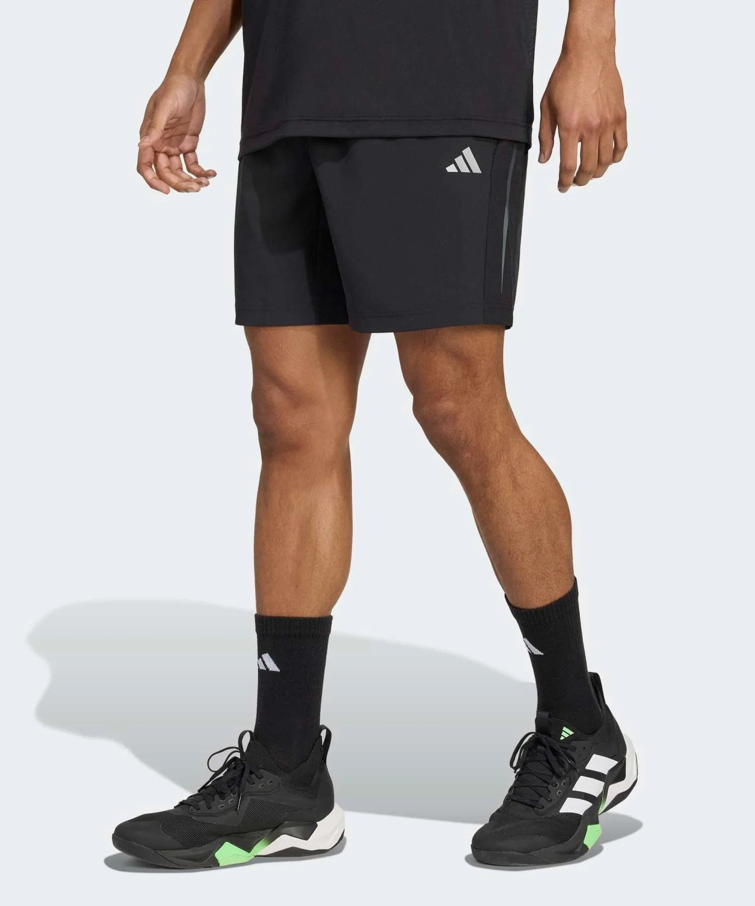 Мужские шорты adidas Tech Apparel Shorts