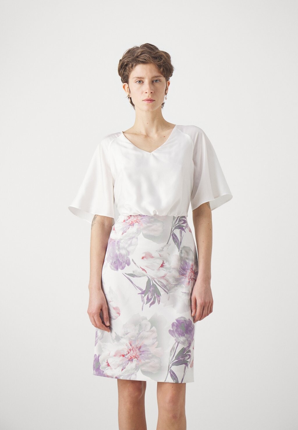 

Легкое платье OCCASION DRESS Swing, крем