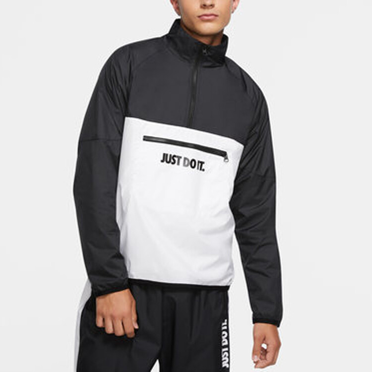

Куртка мужская черный/белый Nike
