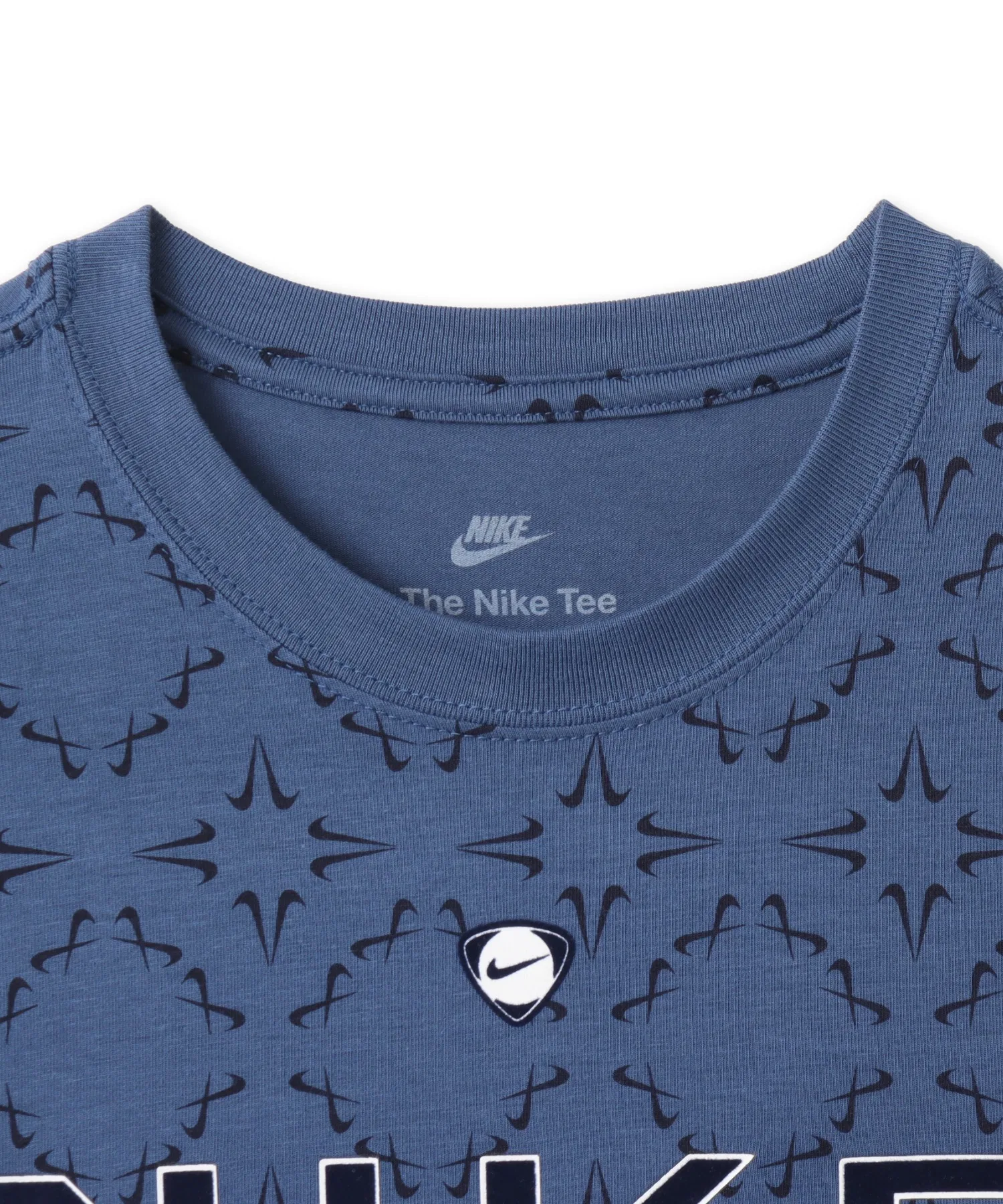 Женская футболка NIKE NSW CHLLKNT CRP SPRTIQUE тёмно-синяя — фото 3
