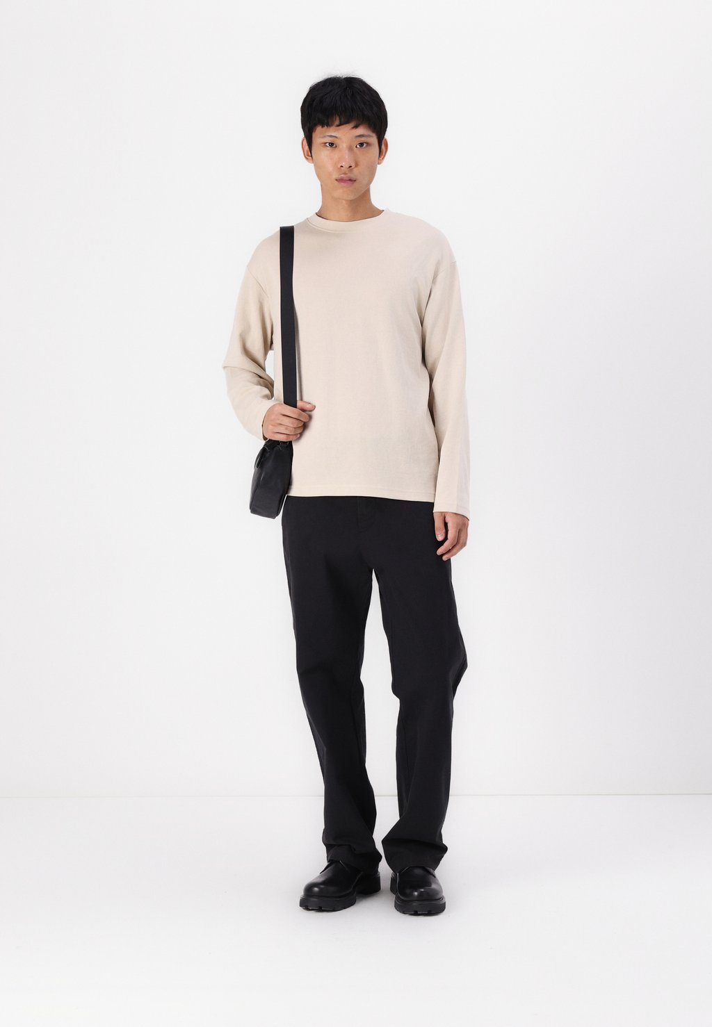 

Топ с длинными рукавами SLHLOOSEOSCAR O NECK TEE Selected Homme, бежевый