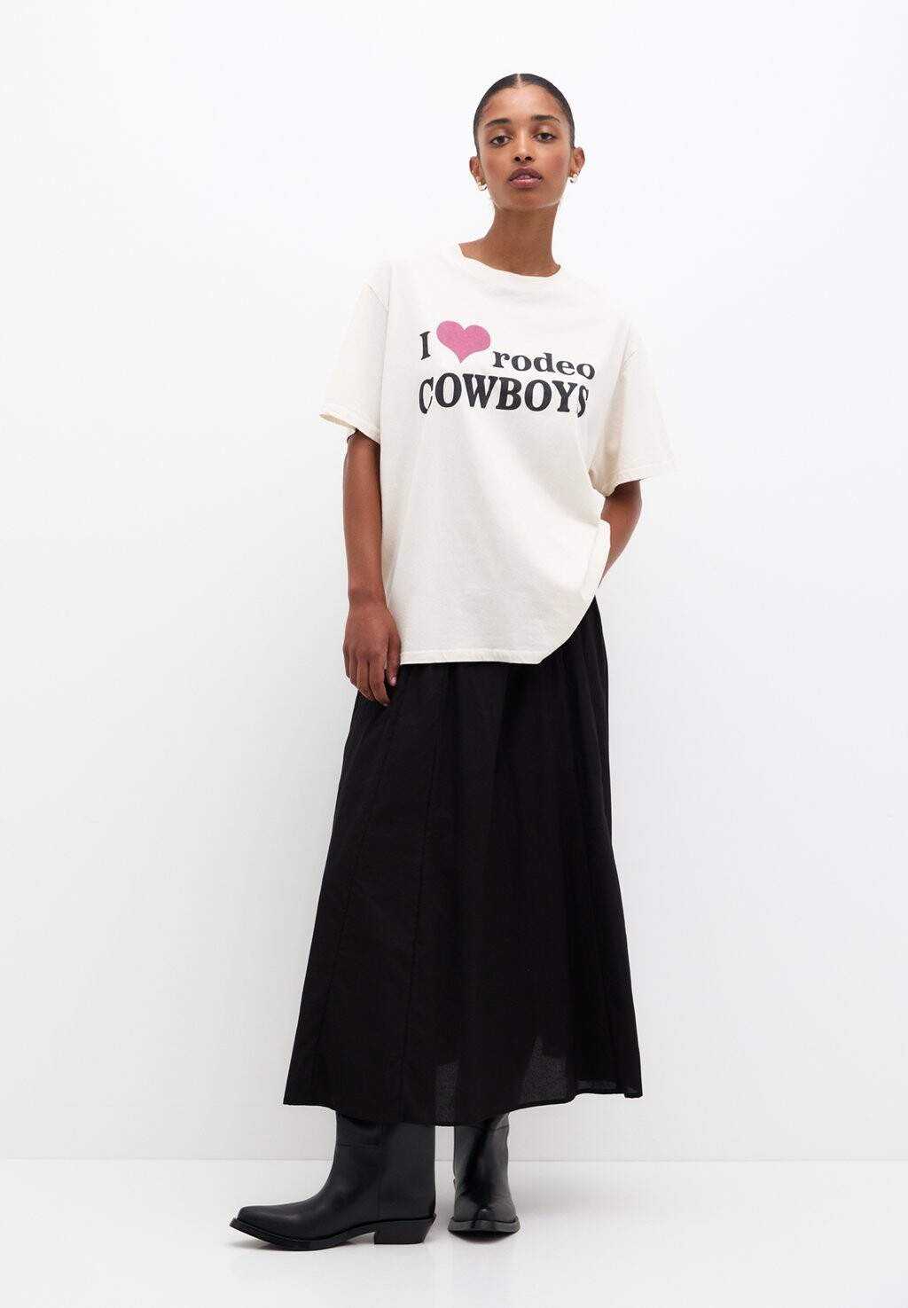 

Футболка с принтом SHORT SLEEVE PULL&BEAR, бежевый