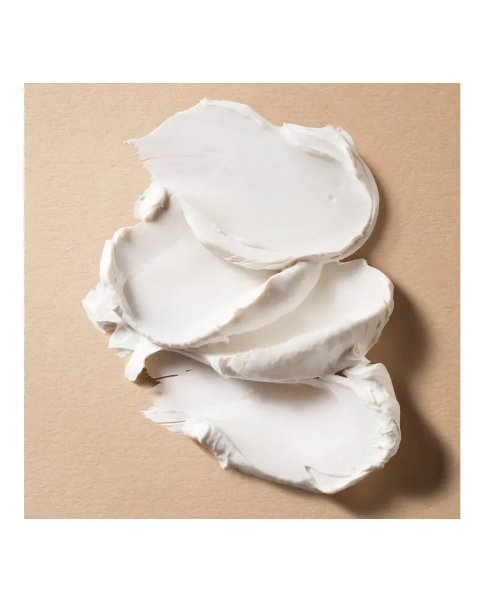 Фacialный эксфолиант Skin-Refining Clay Scrub Clé De Peau Beauté — фото 2