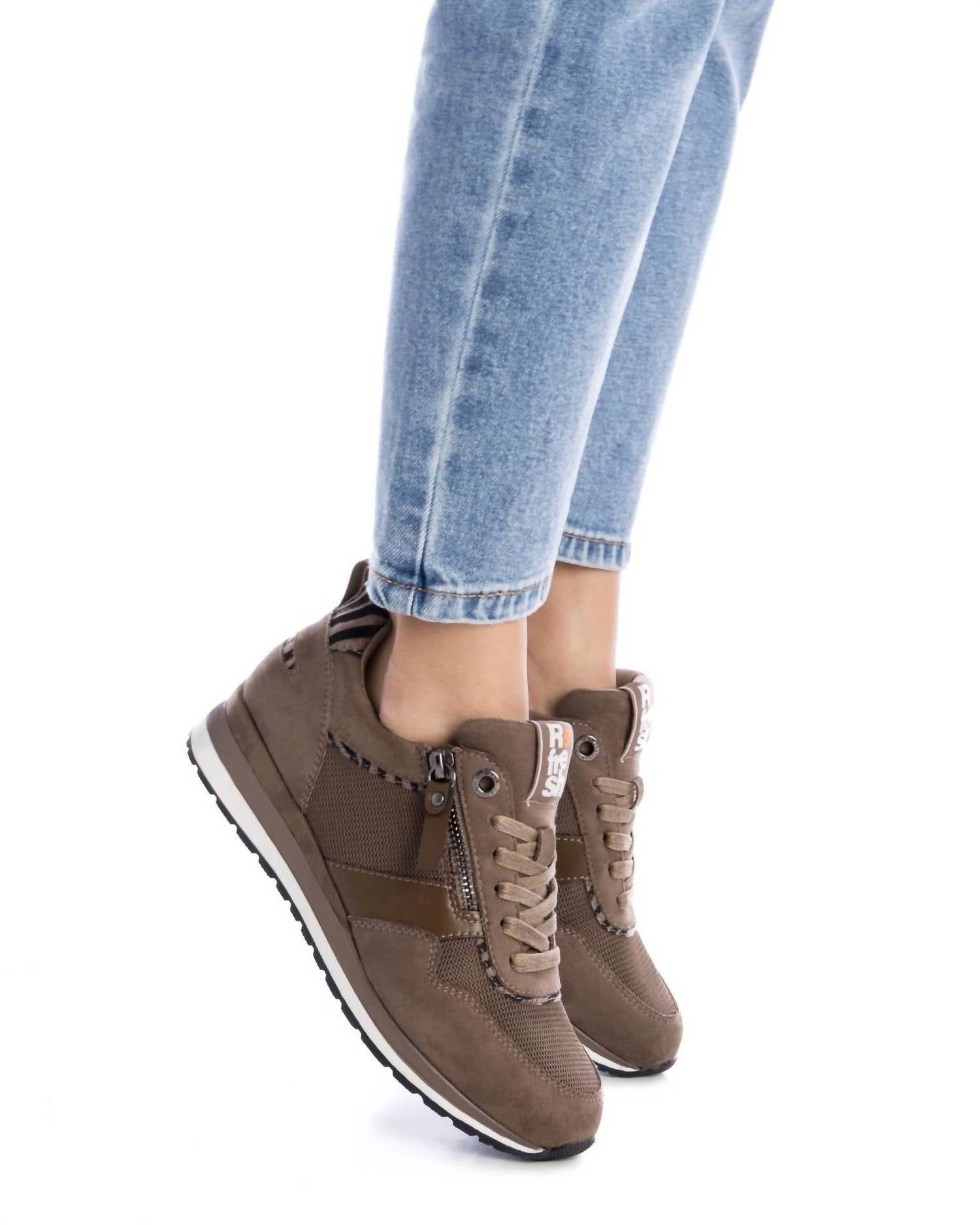 Женские кроссовки Trainer в цвете Taupe Xti, серо-коричневый — фото 4