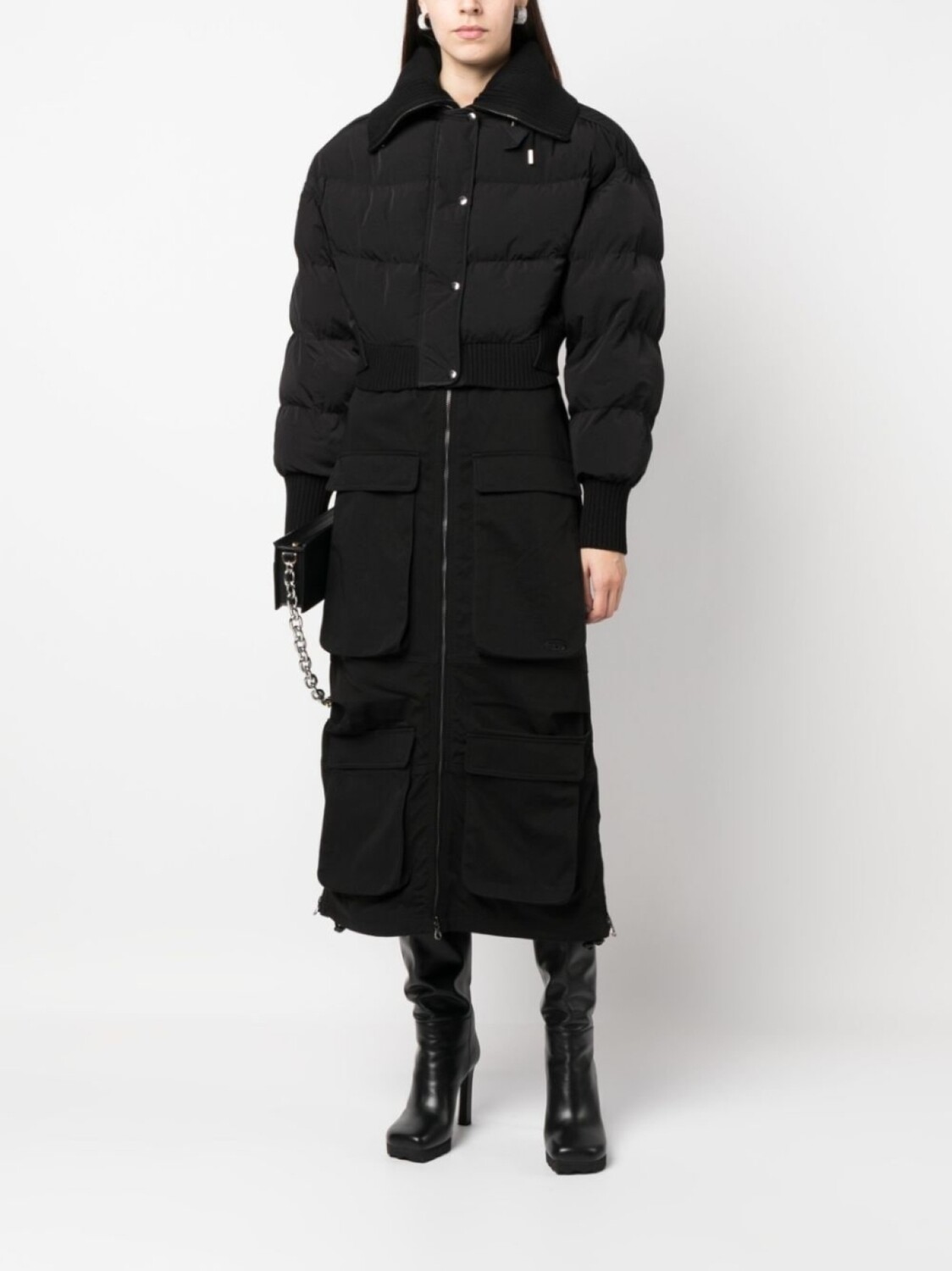 

Jacquemus пуховик La doudoune Caraco, черный