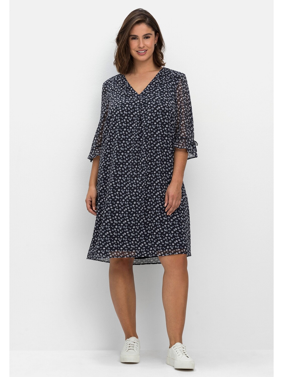 

Платье sheego Chiffon, цвет nachtblau gemustert