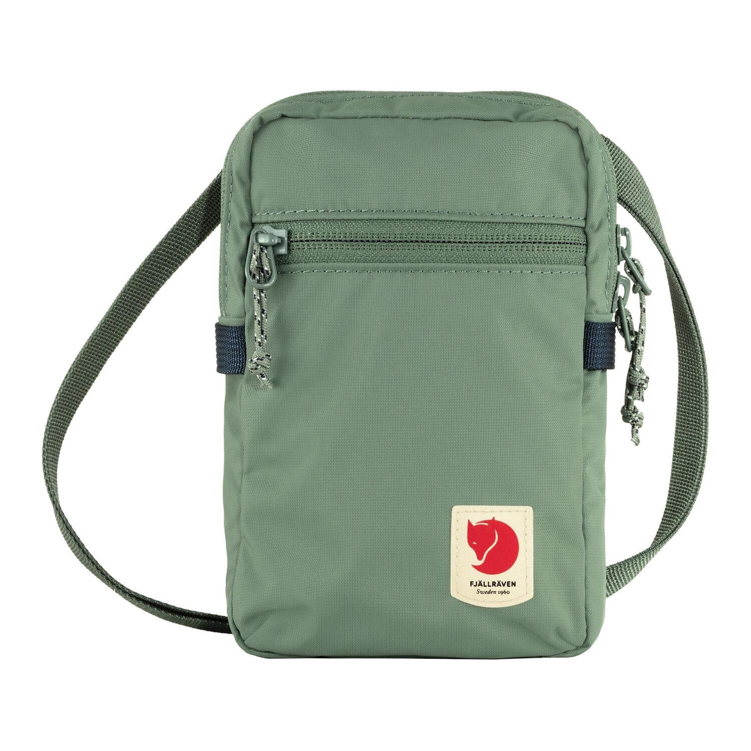 

Fjallraven 0,8 л Наружный рюкзак из переработанного полиамида бронзово-зеленый унисекс, Bronze Green