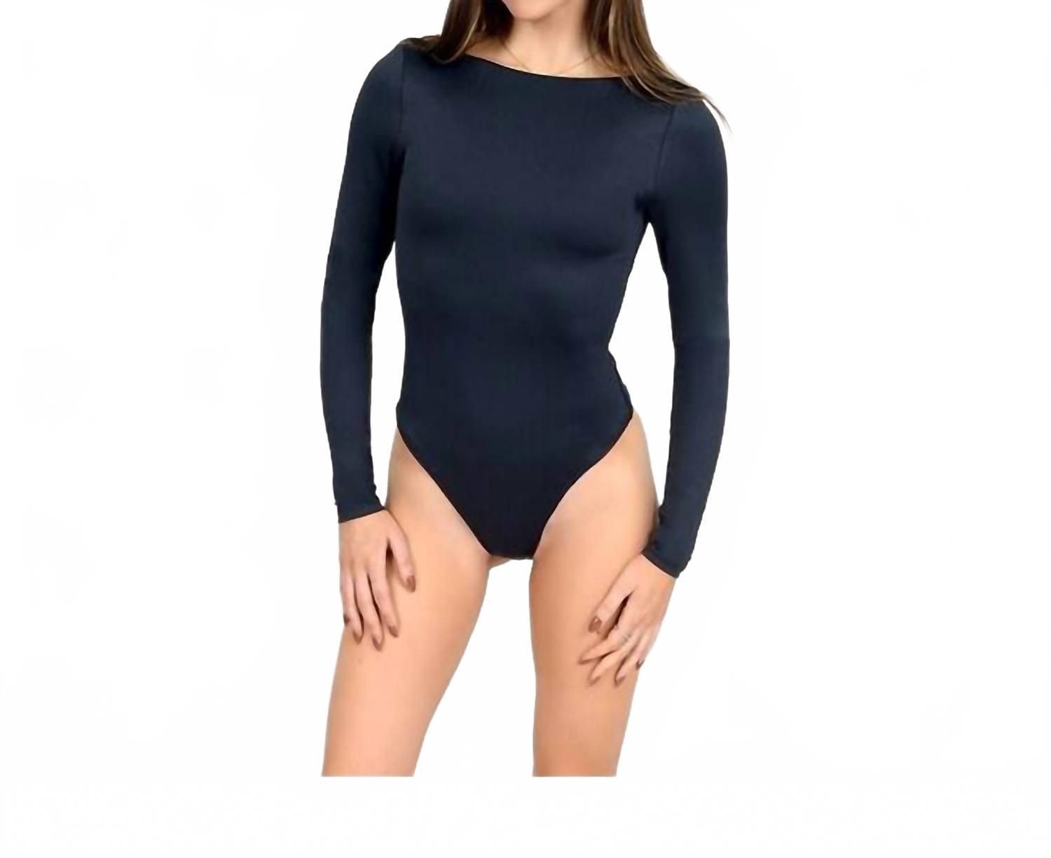 

Боди с длинным рукавом и лодочкой в черном цвете RD Style