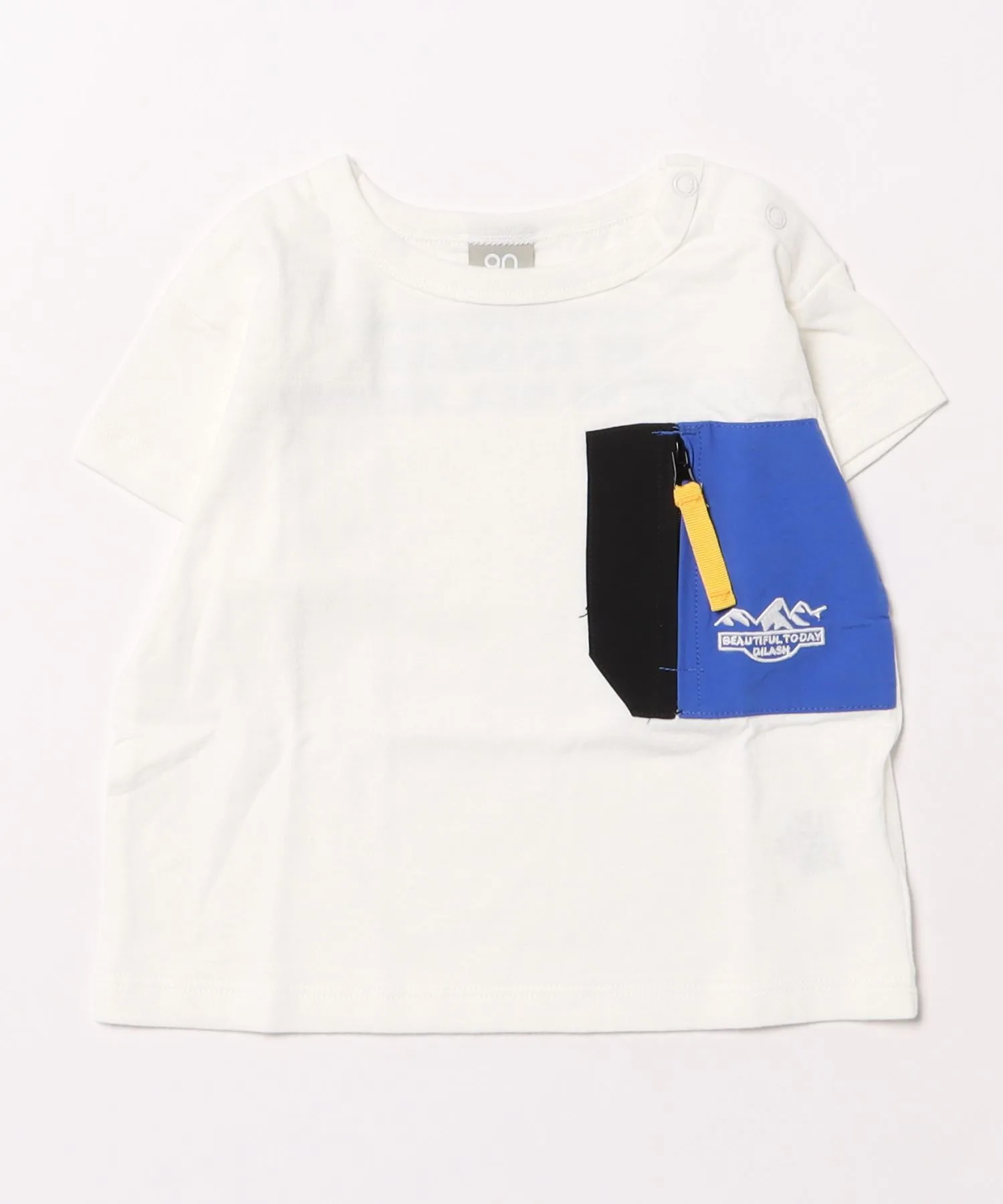 Футболка с разнородным карманом DILASH DL22MS021 off-white