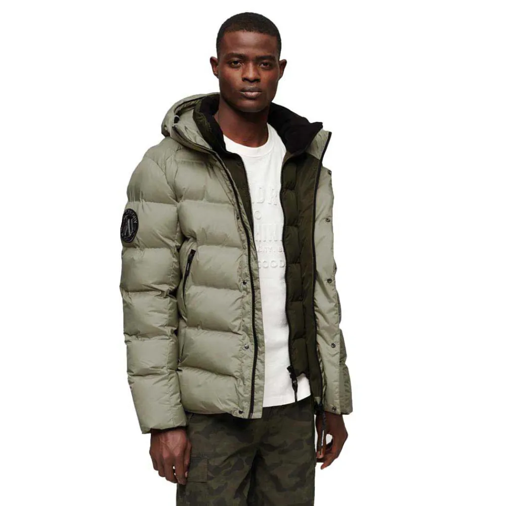 

Куртка Superdry City Graphic, зеленый