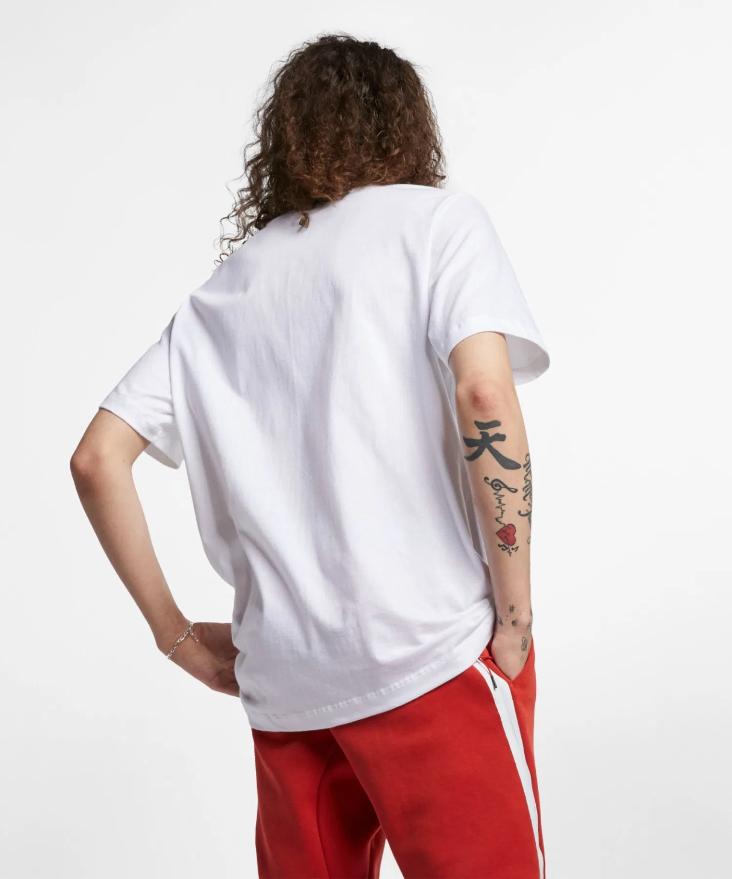 Унисекс футболка с логотипом NIKE AR4999 чёрный — фото 3