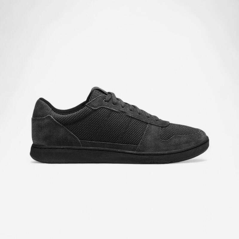 

Кроссовки Decathlon, цвет carbongrau/rauchschwarz